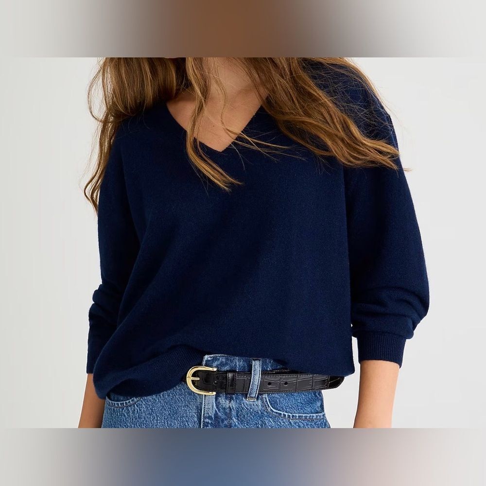 J.Crew Cashmere relaxed V-neck sweater NWT Size S